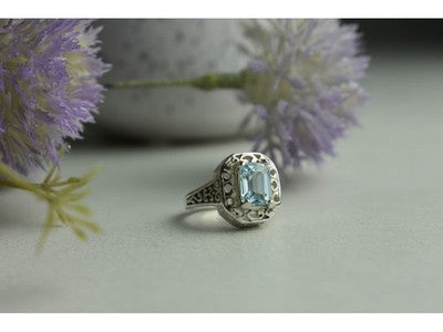 925 Sterling Silver Blue Spinel Openwork Ring Size 6