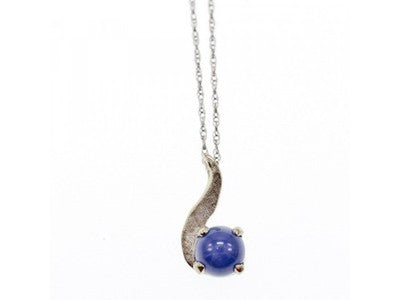 14K White Gold Sapphire Blue Star Chain With Pendant