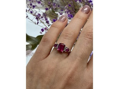 925 Sterling Silver Pink Topaz Ring Size 7