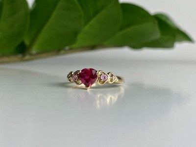 10K Yellow Gold STS Ruby Spinel & Diamond Heart Ring Size 7