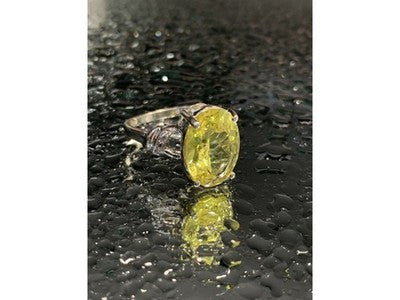 925 Sterling Silver CZ Ring Size 6.5