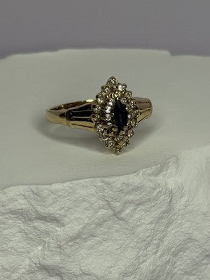 14K Yellow Gold Sapphire & Diamonds Ring Size 9