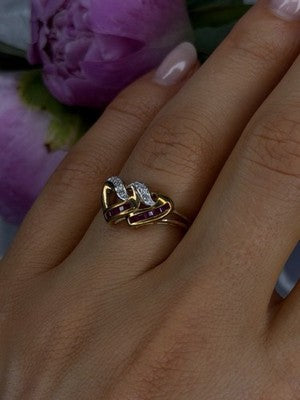 10K Yellow Gold Ruby Diamond Hearts Ring Size 7