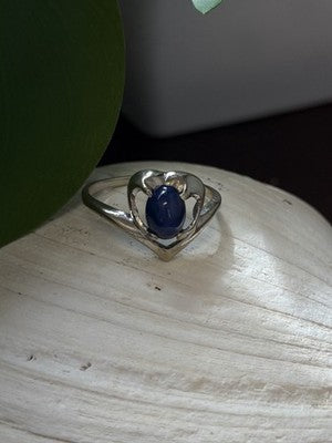 14K White Gold Blue Star Sapphire Heart Ring Size 5.5