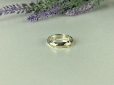 925 Sterling Silver Classic Band Ring Size 5.5