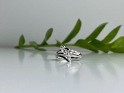 925 Sterling Silver White Topaz Ring Size 7