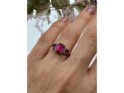 925 Sterling Silver Pink Topaz Ring Size 7