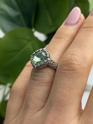 925 Sterling Silver Cushion-Cut Green Peridot Ring Size 5.5