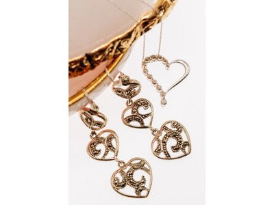 10K White Gold Diamonds Heart Chain With Pendant