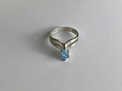 925 Sterling Silver Paraiba Tourmaline Ring Size 8