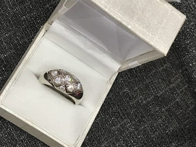 925 Sterling Silver CZ Ring Size 9