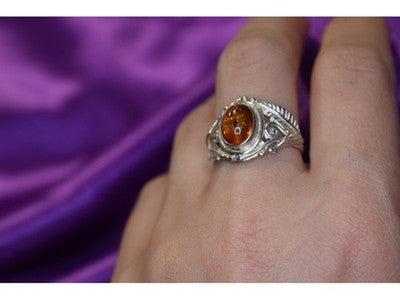 925 Sterling Silver Amber Ring Size 8.5