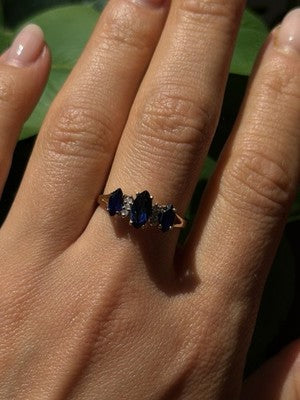 10K Yellow Gold Marquise Blue Sapphire & Diamond Ring Size 8.5