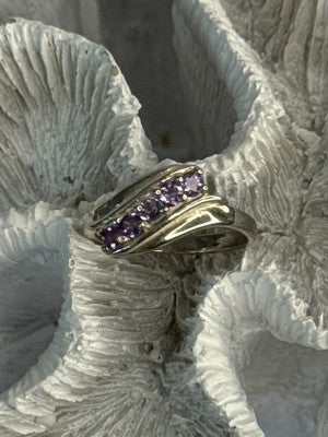 Elegant 925 Sterling Silver Amethyst Ring Size 9.5