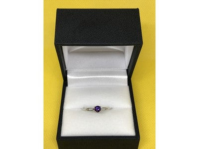 925 Sterling Silver Purple CZ Ring Size 8.5