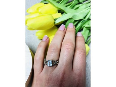 925 Sterling Silver Blue Spinel Ring Size 6.5