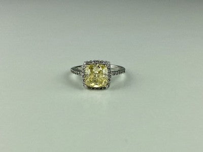 925 Sterling Silver CZ Ring Size 7