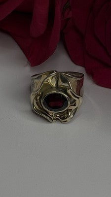 Vintage 925 Sterling Silver & 14K Yellow Gold Part Garnet Ring Size 8