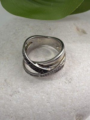 925 Sterling Silver Black & White Spinel Ring Size 6