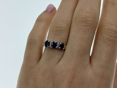 925 Sterling Silver Sapphires Ring Size 7