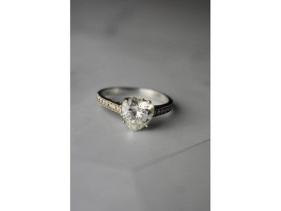 925 Sterling Silver CZ "Heart" Ring Size 8