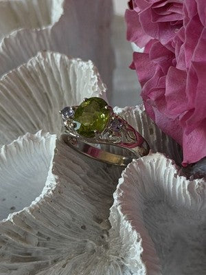925 Sterling Silver Peridot & Tanzanite Ring Size 7