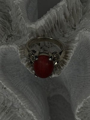 Vintage 925 Sterling Silver Red Jade & Marcasite Ring Size 6.5