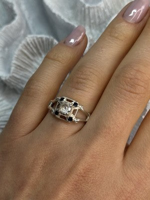 925 Sterling Silver White & Blue Sapphire Ring Size 7