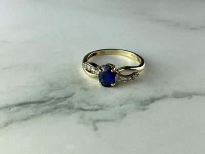 10K Yellow Gold Blue & White Sapphire Ring Size 6.75