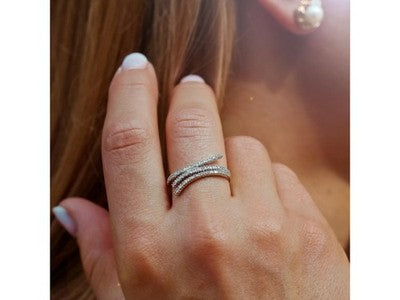 14K White Gold Diamonds Ring Size 8.5