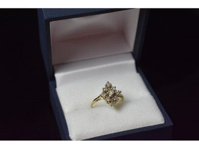 10K Yellow Gold White Sapphire Ring Size 5.5