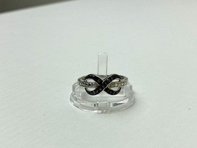 925 White & Blackened Sterling Silver Ring Size 7