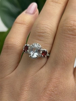 925 Sterling Silver Beryl & Garnet Ring Size 6.5
