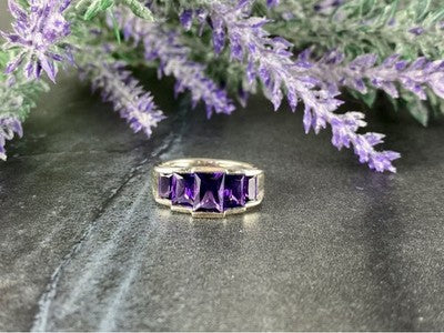 925 Sterling Silver Amethyst Ring Size 6.5