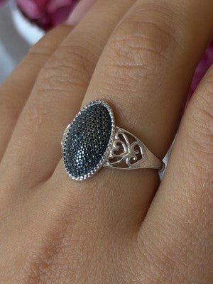 Vintage 925 Sterling Silver Black Diamond Ring Size 8