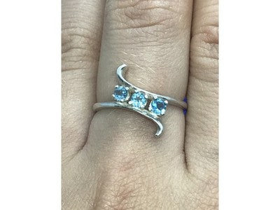 925 Sterling Silver Blue Spinel Ring Size 8