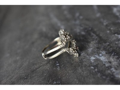 Designer's Ring with CZ Size 7.5