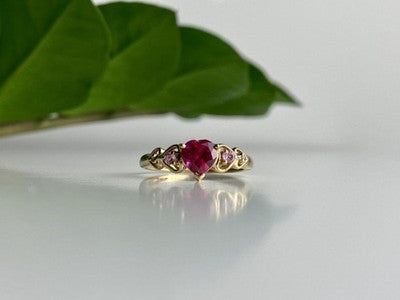 10K Yellow Gold STS Ruby Spinel & Diamond Heart Ring Size 7