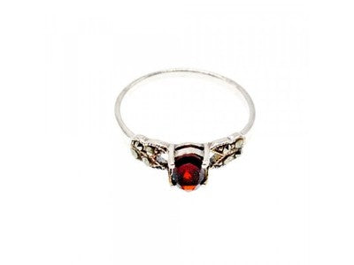 925 Sterling Silver Garnet & Marcasites Ring Size 7