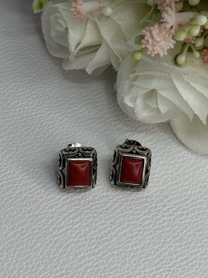 Vintage 925 Sterling Silver Carnelian Earrings Length 0.52 Inch