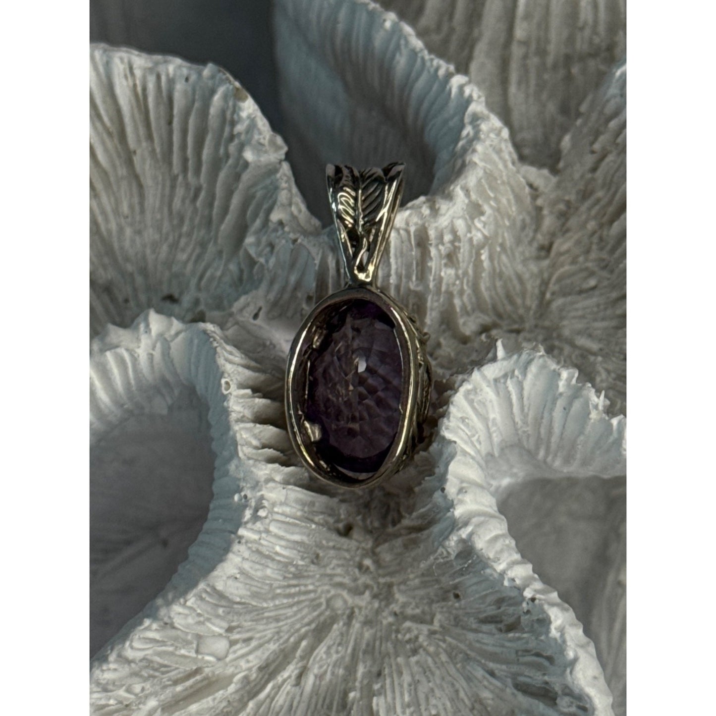 ELEGANT 925 STERLING SILVER AMETHYST PENDANT LENGTH 1 INCH