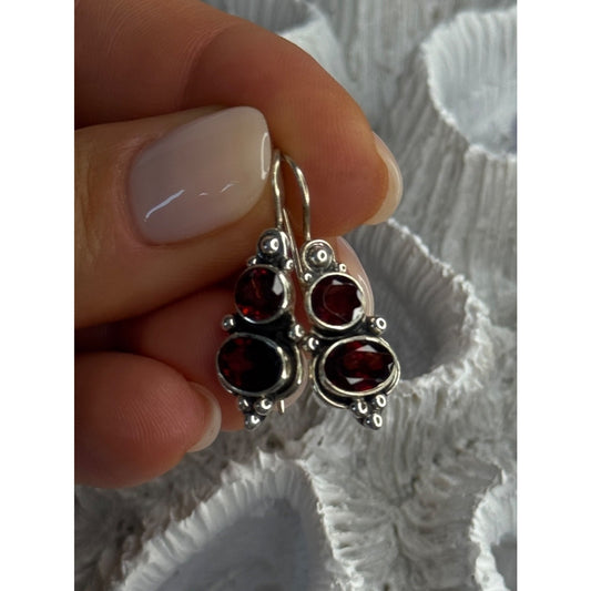 925 STERLING SILVER GARNET EARRINGS LENGTH 1.15 INCH
