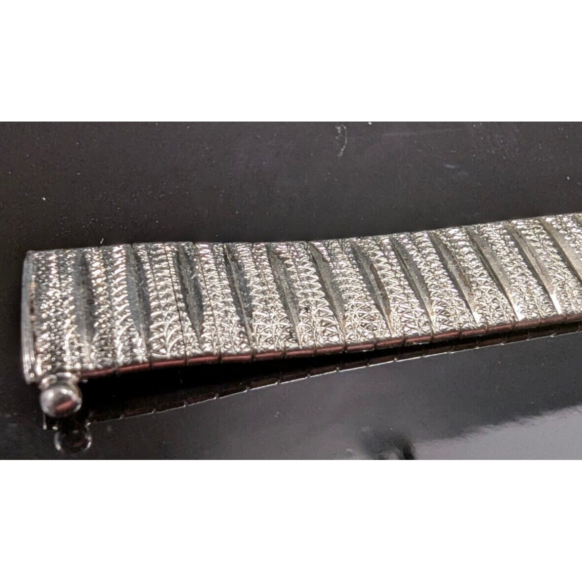 925 sterling silver DIAMOND CUT OMEGA bracelet 7.25 INCH  3/4 INCH WIDE AT