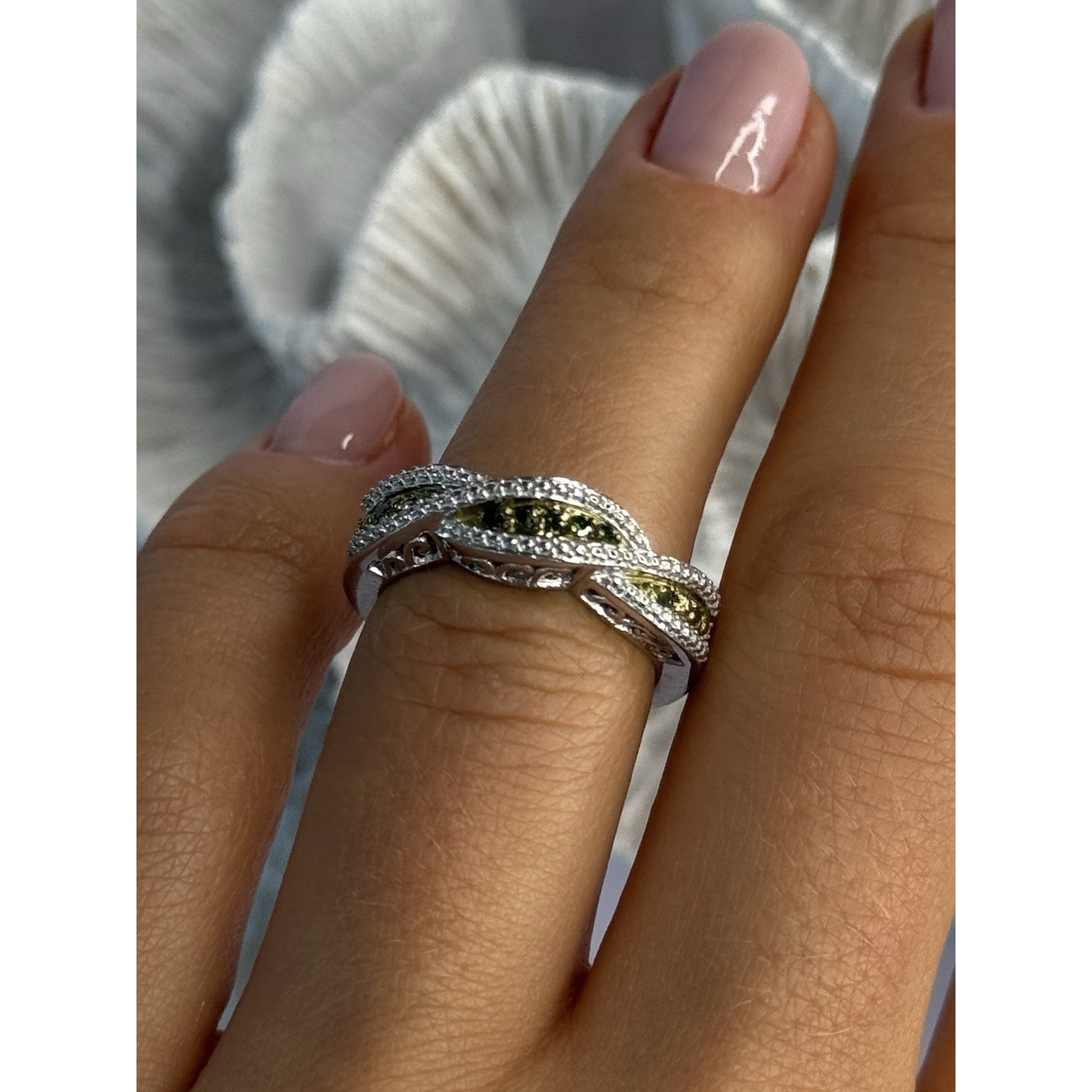925 STERLING SILVER GOLD PART EMERALD RING SIZE 6