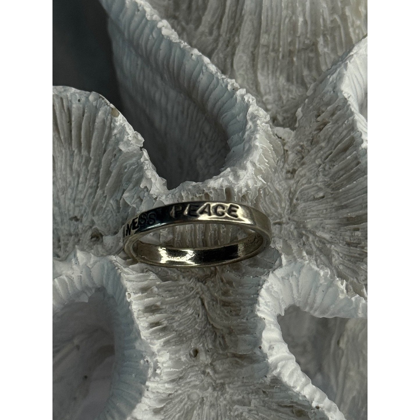 925 STERLING SILVER LOVE HAPPINESS PEACE MAGIC RING SIZE 8
