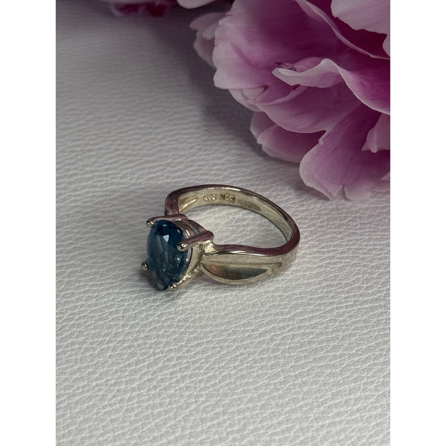 925 STERLING SILVER AQUAMARINE RING SIZE 7