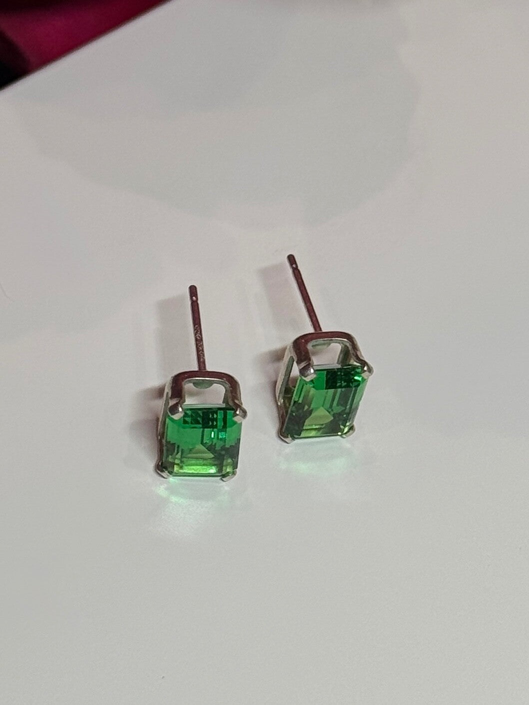 925 Sterling Silver Green Peridot Earrings Length 8 Mm