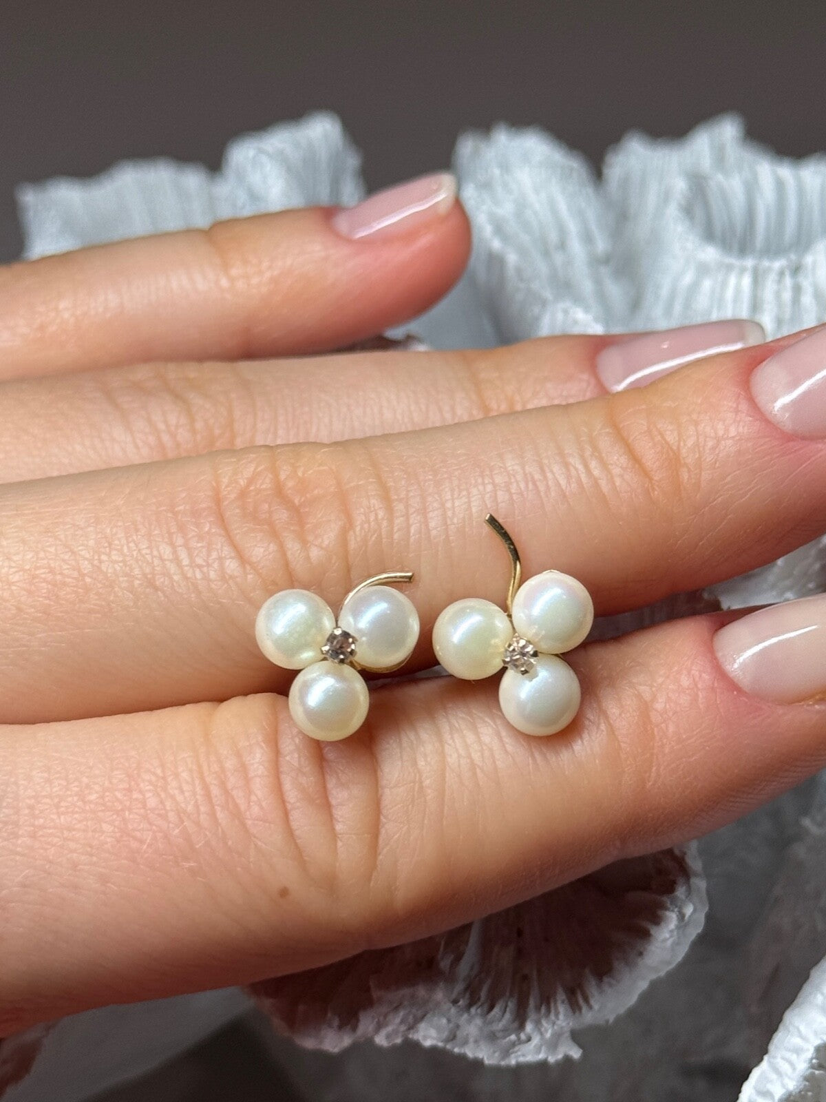 10K Yellow Gold Pearls & Diamonds Earrings Length 0.5 Inch