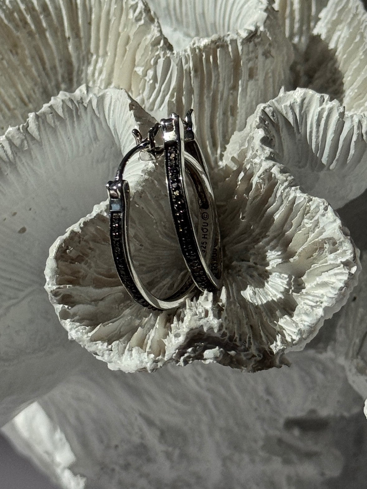 925 Sterling Silver Onyx Hoop Earrings