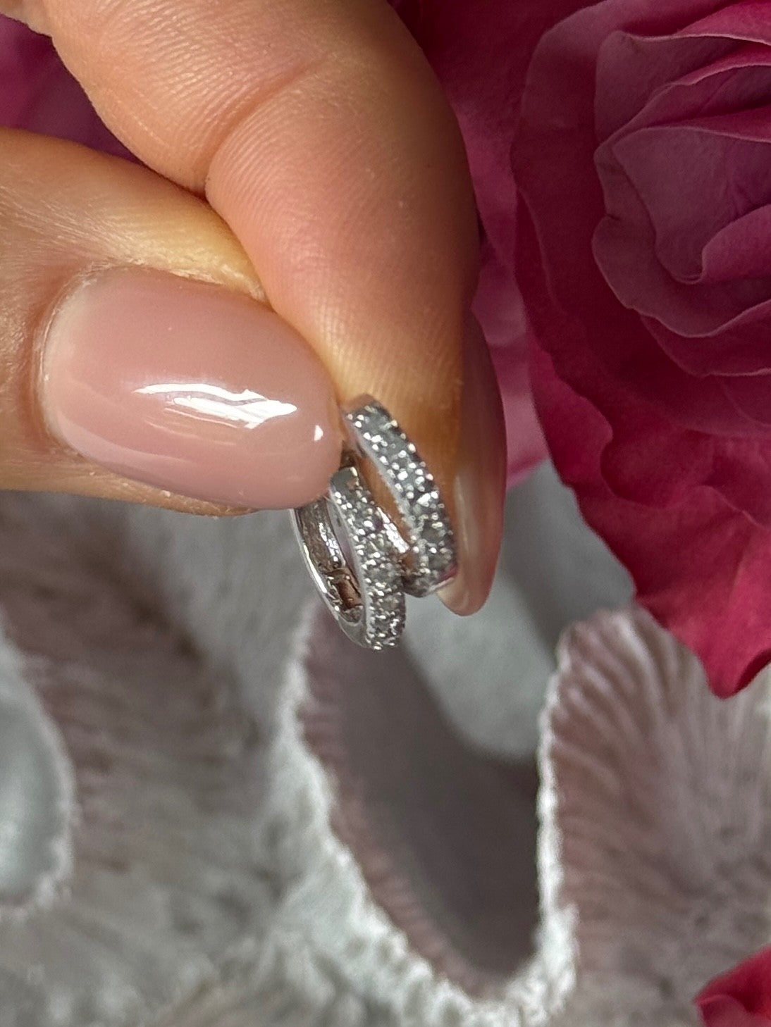 14K White Gold Diamonds 0.18 carats Earrings